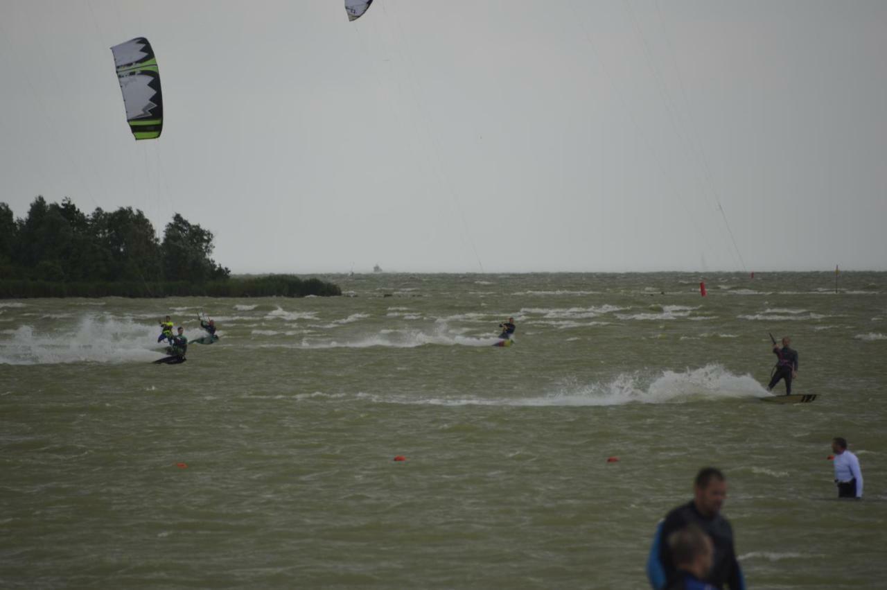 Het Voorhuis Op Landgoed Koepeltjesplaats Holiday home Gaast